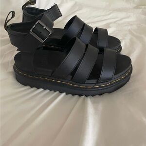Dr.Martens Blaire Sandals